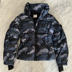 SAM. Classic Camo Jacket sz XS RARE color